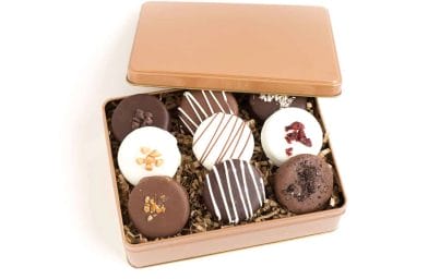 2021 Gift Guide for Moms, Dads, and Grads 31 tyT Z Jg