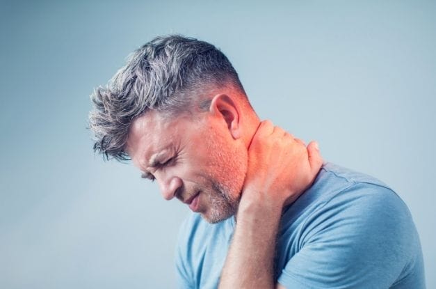 3 Things That Make Your Neck and Shoulders Hurt