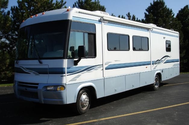 Things You Need To Know Before Renting an RV